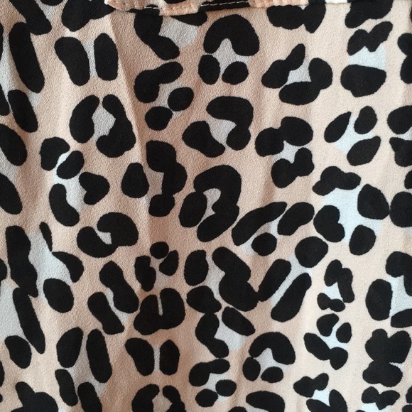 Blush Pink Leopard NY&Co Blouse - Picture 4 of 4